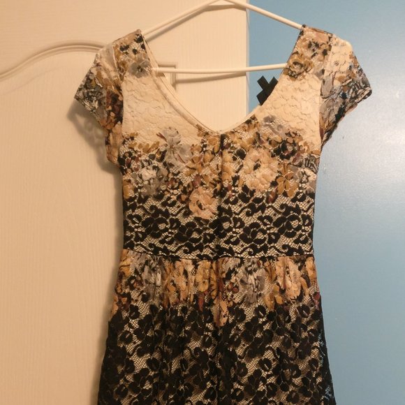 🏷️2/$15 Top Shop Floral Lace A-Line Dress - Picture 4 of 8